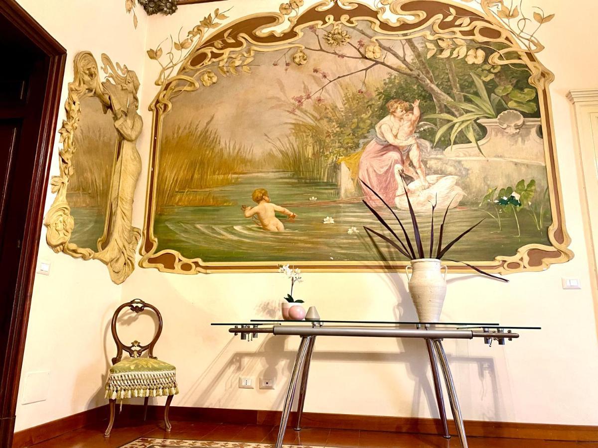 Sake Maison De Charme - Fascinating Ancient Sicilian Mansion คาตาเนีย ภายนอก รูปภาพ