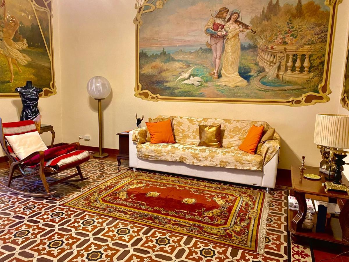 Sake Maison De Charme - Fascinating Ancient Sicilian Mansion คาตาเนีย ภายนอก รูปภาพ